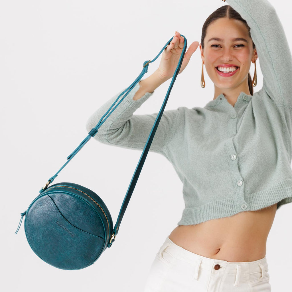 Circle Crossbody