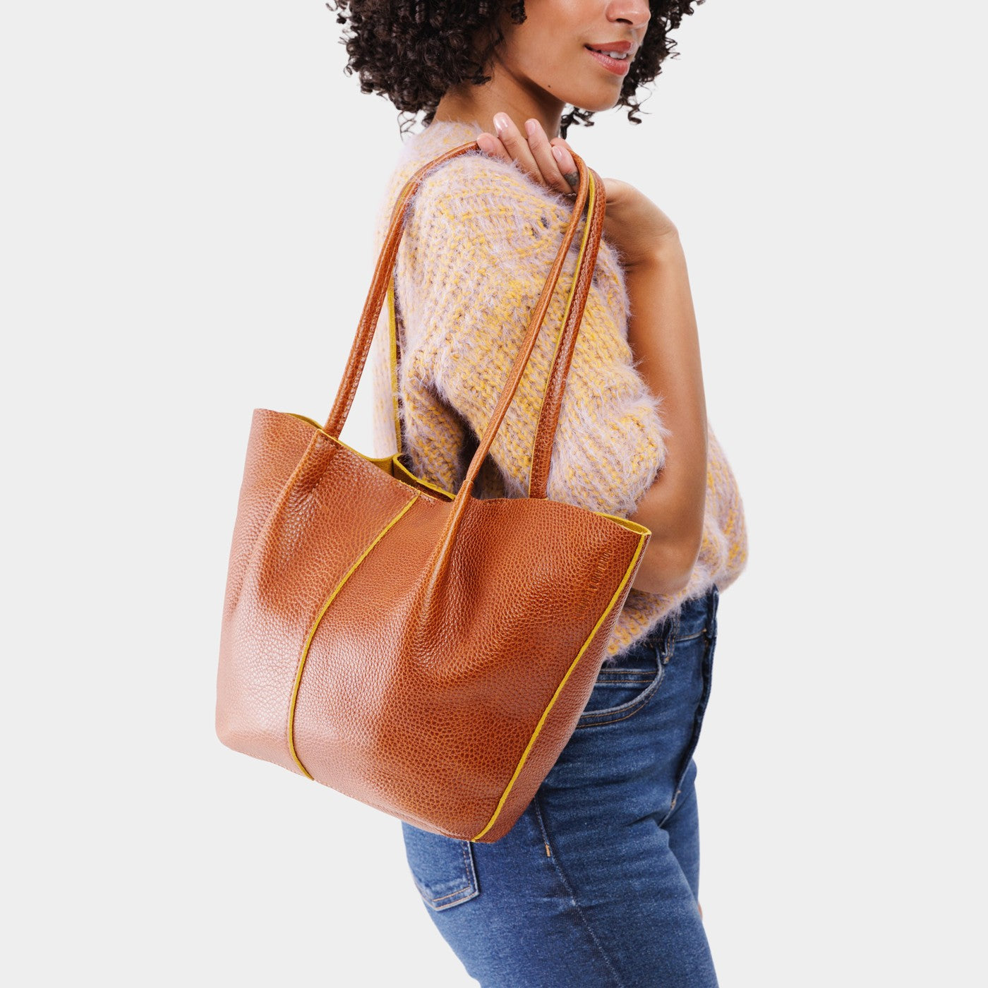 Devan Bucket Tote