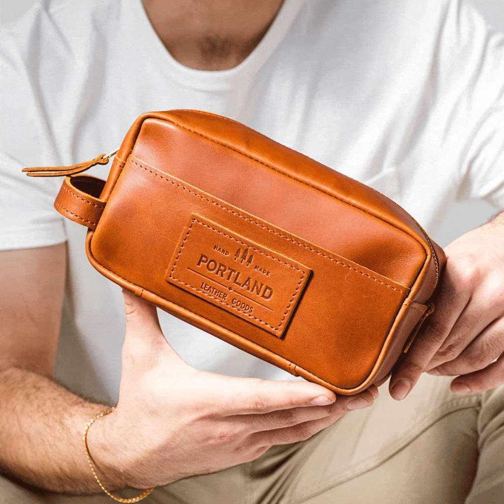 'Almost Perfect' Deluxe Dopp Kit