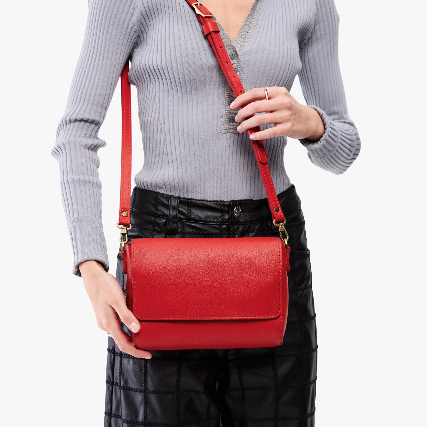 Metro Crossbody