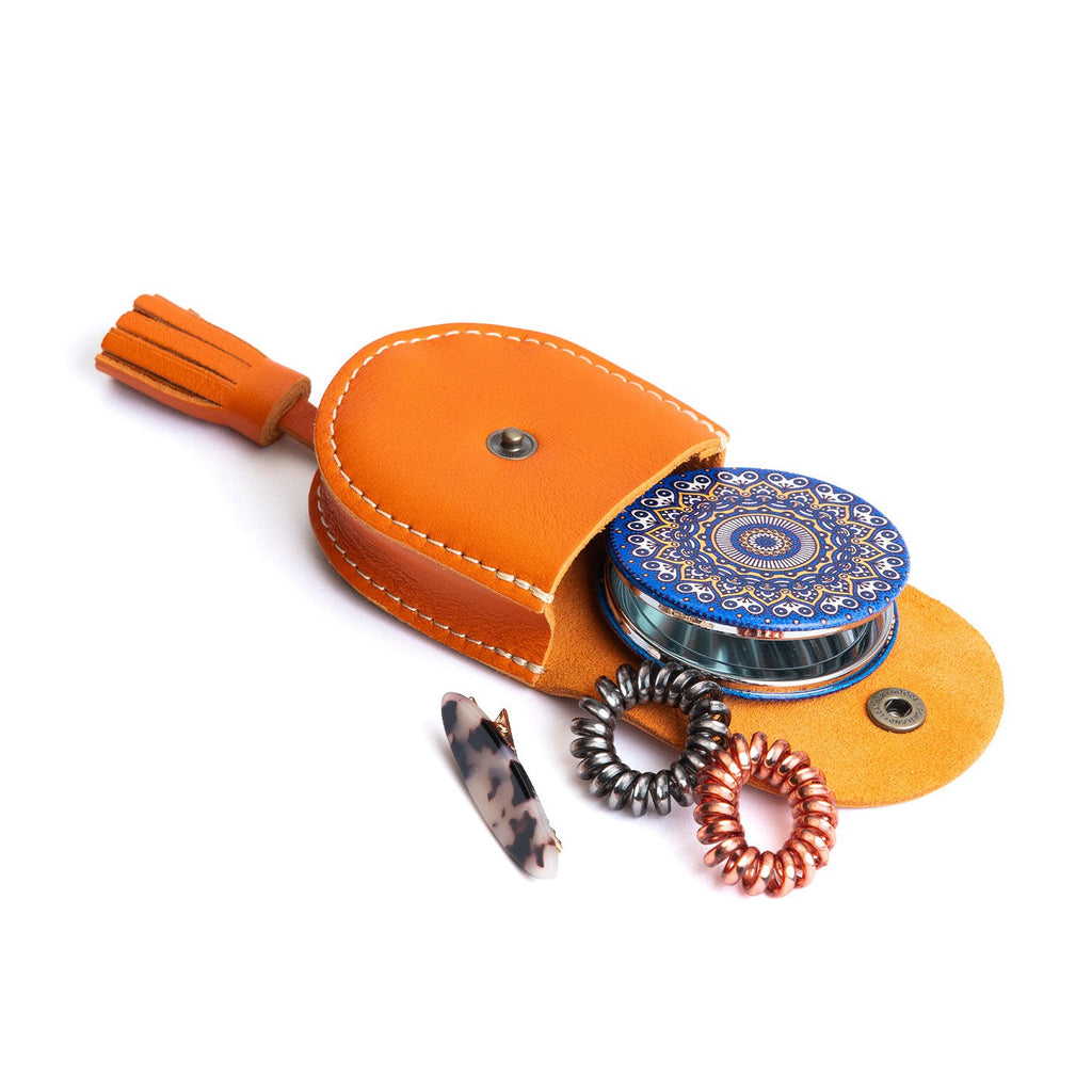 'Almost Perfect' Nimbus Pouch